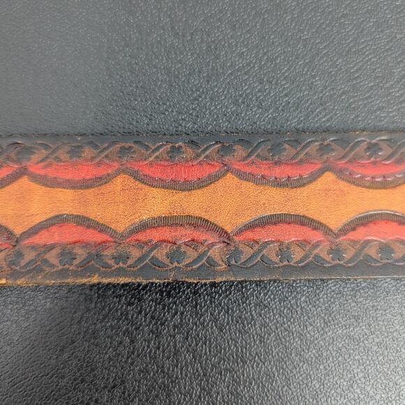 Vintage Lions International Pewter Buckle Tooled Leather Belt Size 36 - Picture 8 of 11